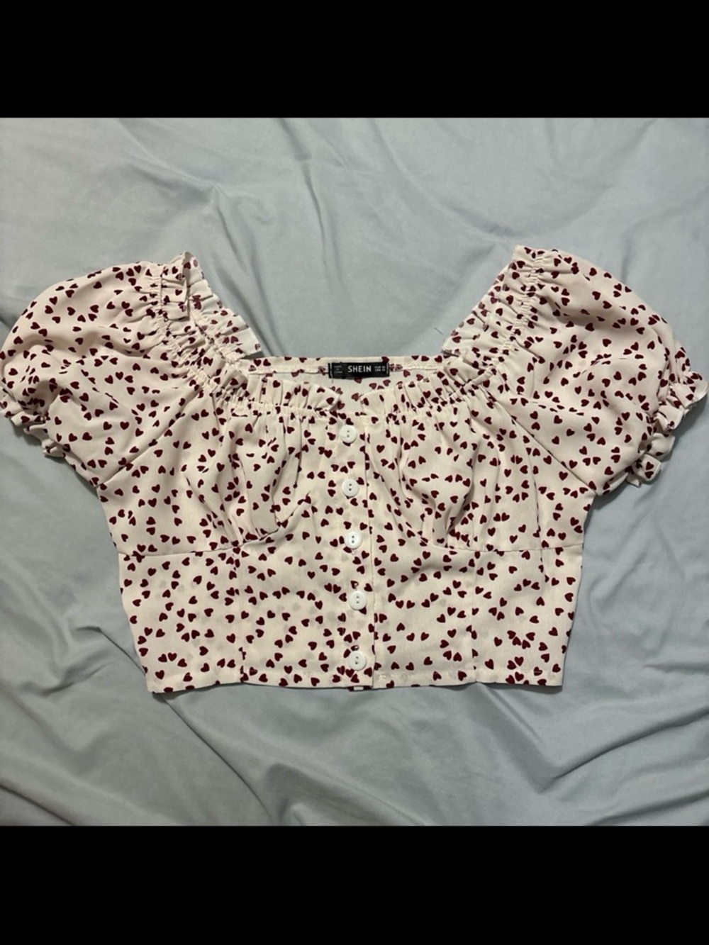 SHEIN Crop Top with Red Heart Print and Puff Sleeves